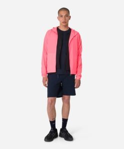 Questquarters.shop5bbe11eb06 4