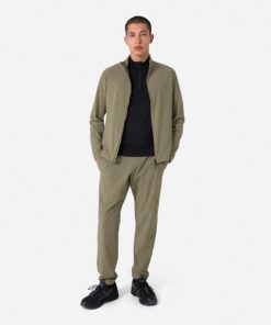 Questquarters.shop8d95b77d7a 2