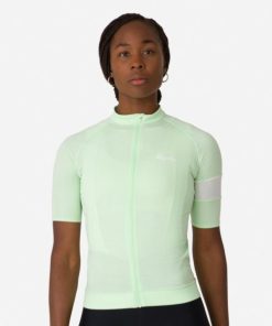 Questquarters.shop96c1fc4d1d 5