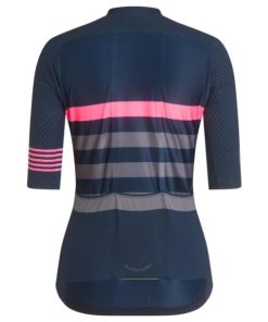 Questquarters.shopa163767153 2