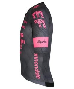 Questquarters.shopa2895788a5 3