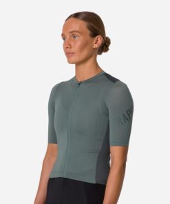 Questquarters.shopa6573fd30d 2