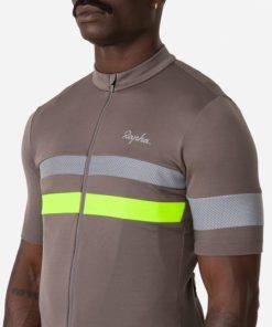 Questquarters.shopb33235e203 2