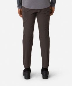 Questquarters.shopb6b3aa4e8d 4