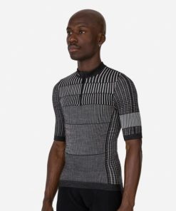 Questquarters.shopbbde51daeb 4